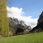 Meson De Salinas