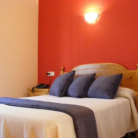 Meson De Salinas Guest house 2*
