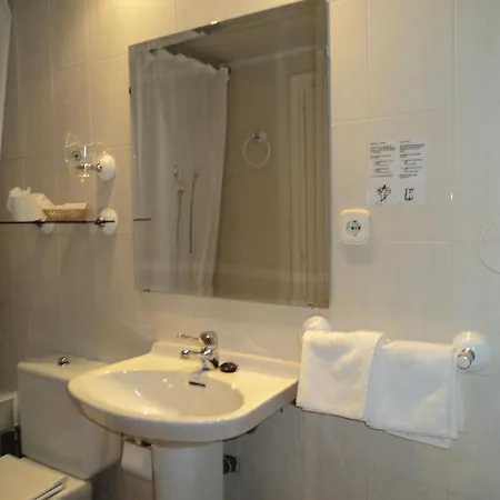 Meson De Salinas Guest house 2*
